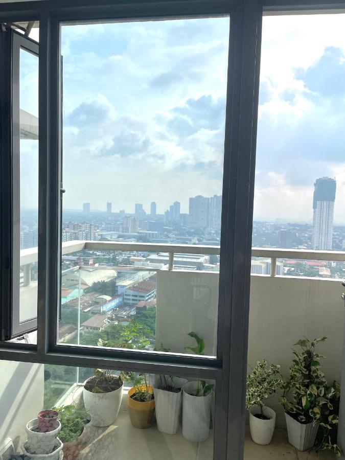 Cubao, Quezon City Condo Staycation Manila Exterior photo