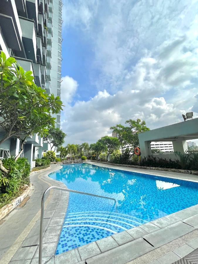 Cubao, Quezon City Condo Staycation Manila Exterior photo